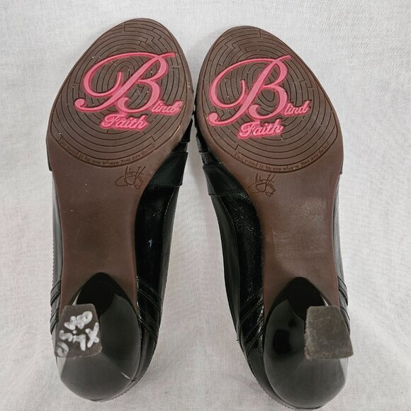 John Fluevog Blind Faith Pumps Black Patent Leather - Size 9.5 - Picture 10 of 10